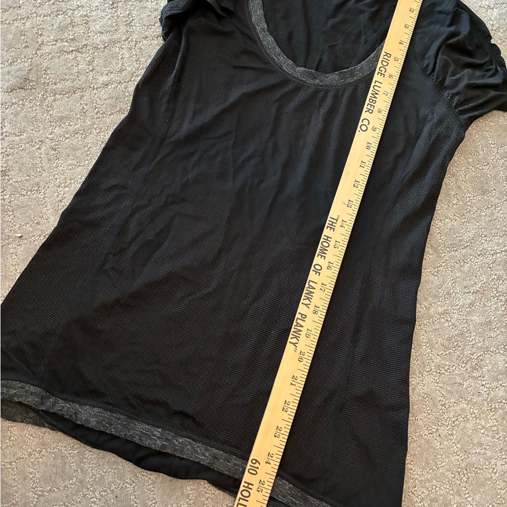 Lululemon Top - Picture 6 of 6